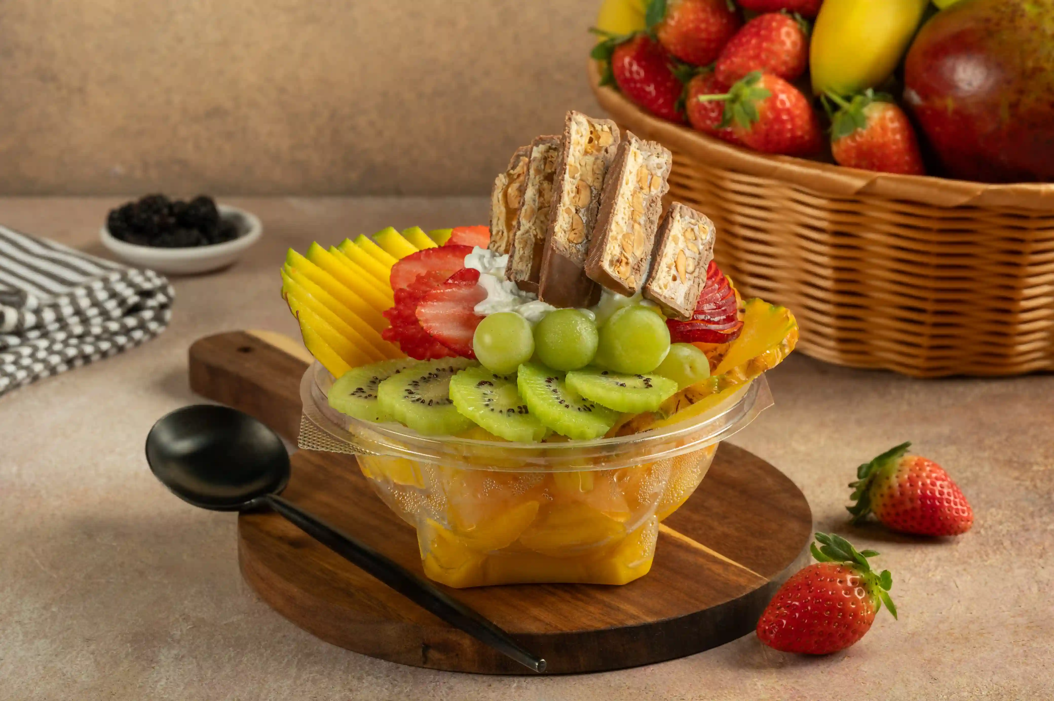 Snickers salad