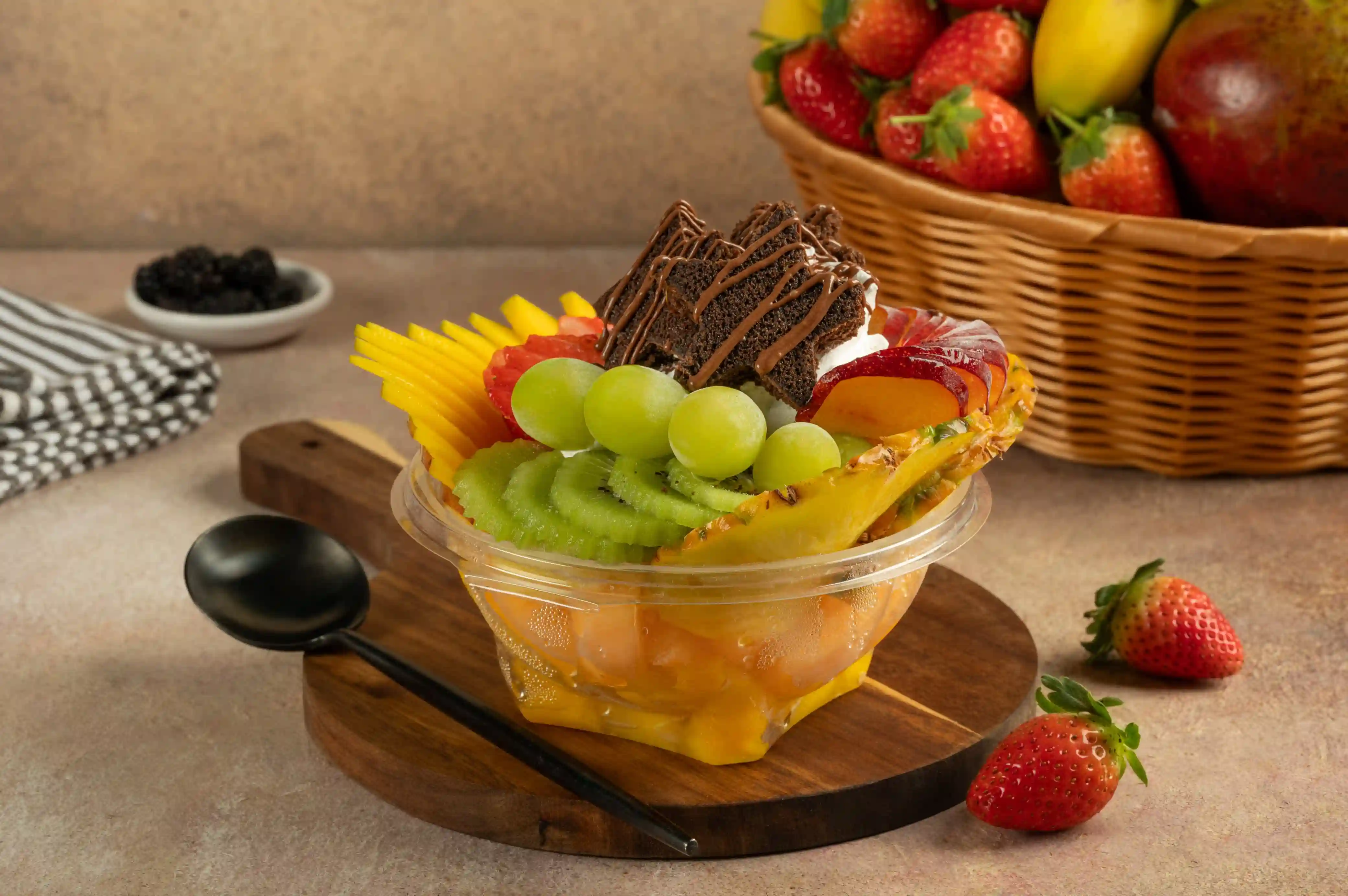 Brownie salad